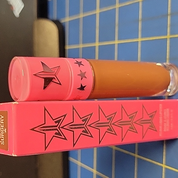 Jeffree Star Velour Liquid Lipstick - Plastic Surgery 5.5ml New in Box - Picture 1 of 1